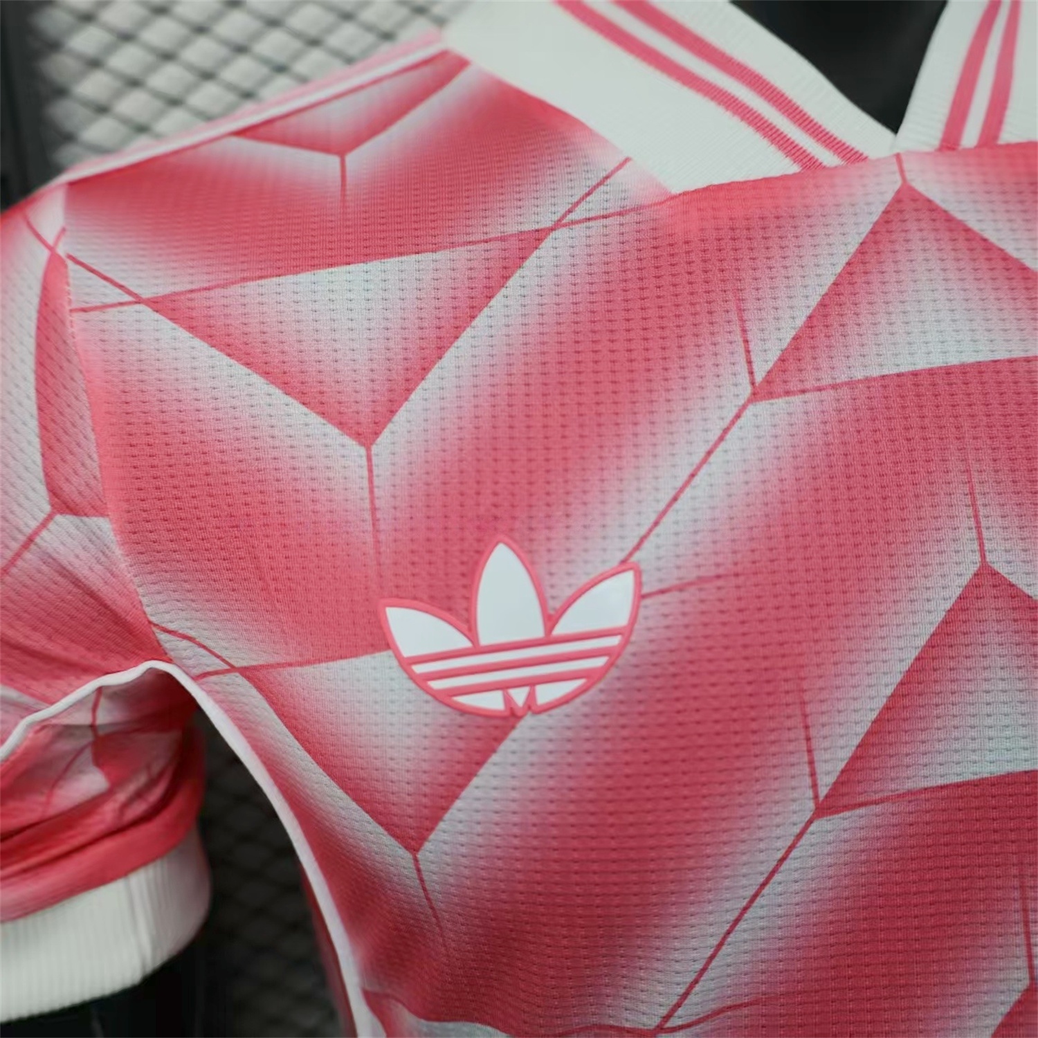 Real Madrid 25-26 Refracted Pink Light White Special Jersey - Player Version - Unitedfutballjersey