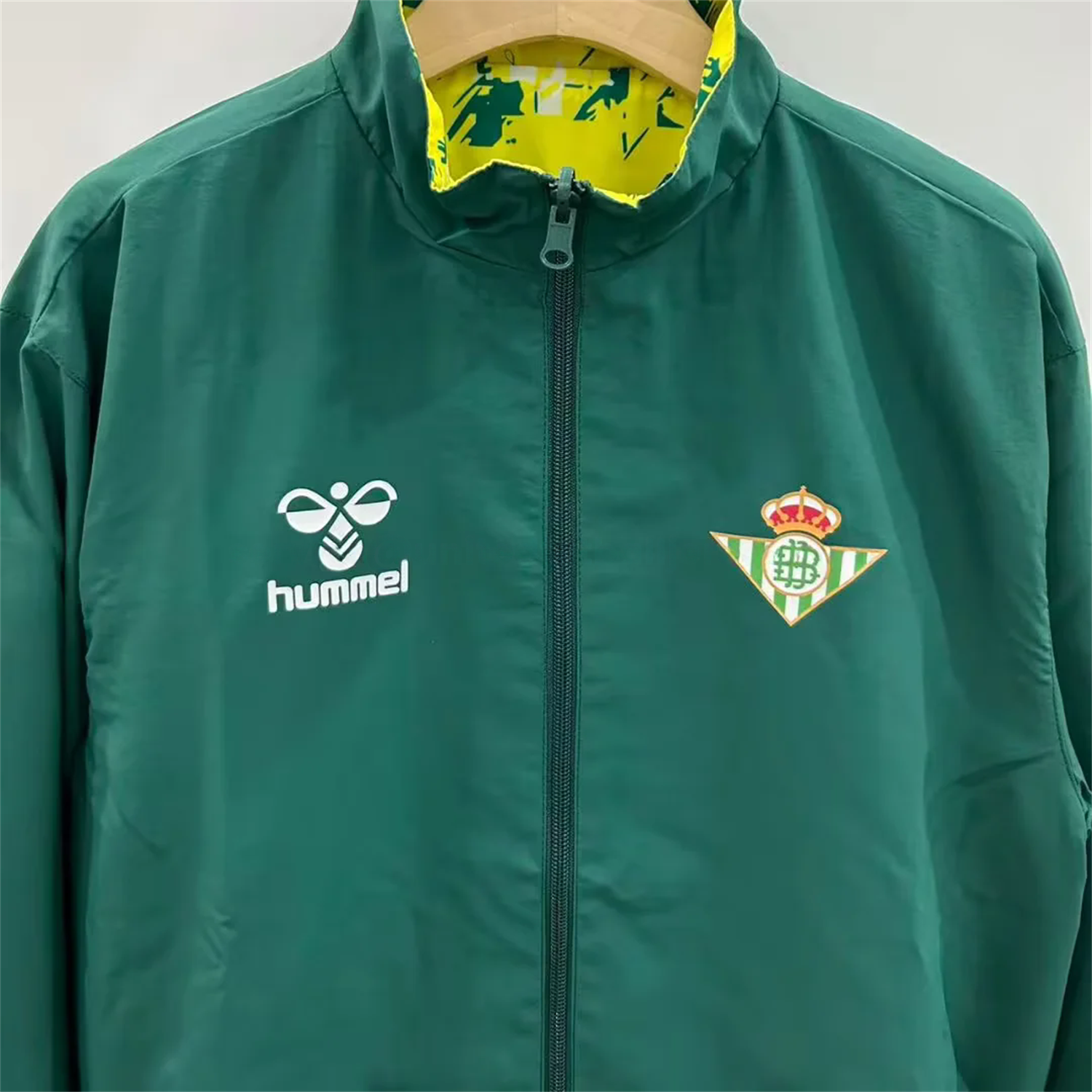 Real Betis 25-26 Double Sided Reversible Windbreaker - Green & Yellow - Unitedfutballjersey
