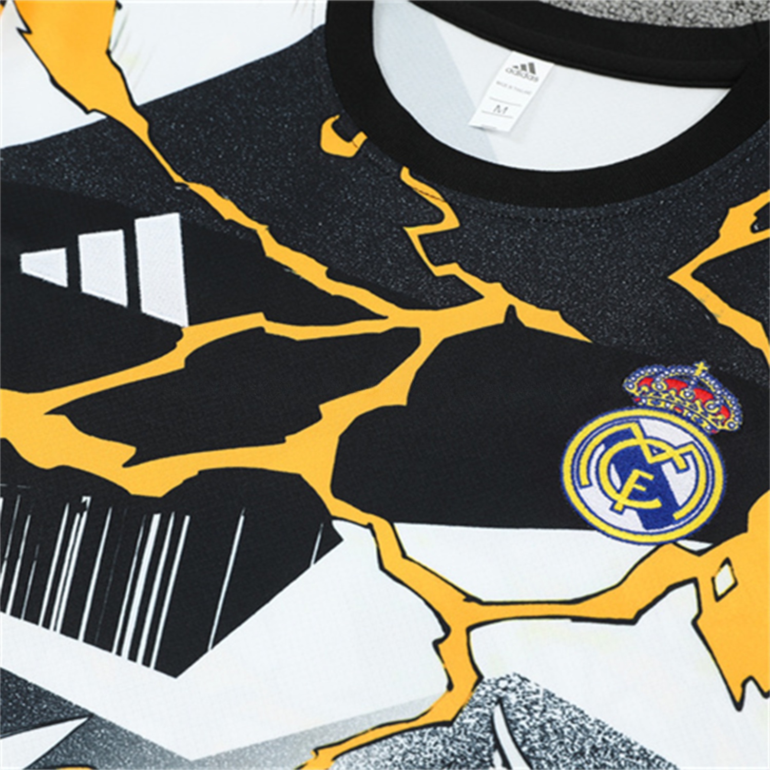 Real Madrid 25-26 Thunder Comics Short-Sleeve Training Set - Comic Pattern Top & Shorts - Unitedfutballjersey