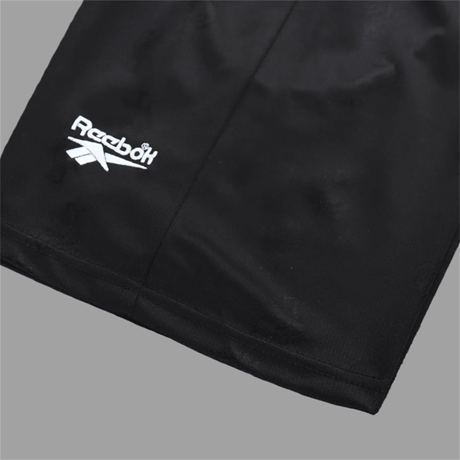 Retro Liver.pool 1996-97 Black Special Kids Kit - Unitedfutballjersey