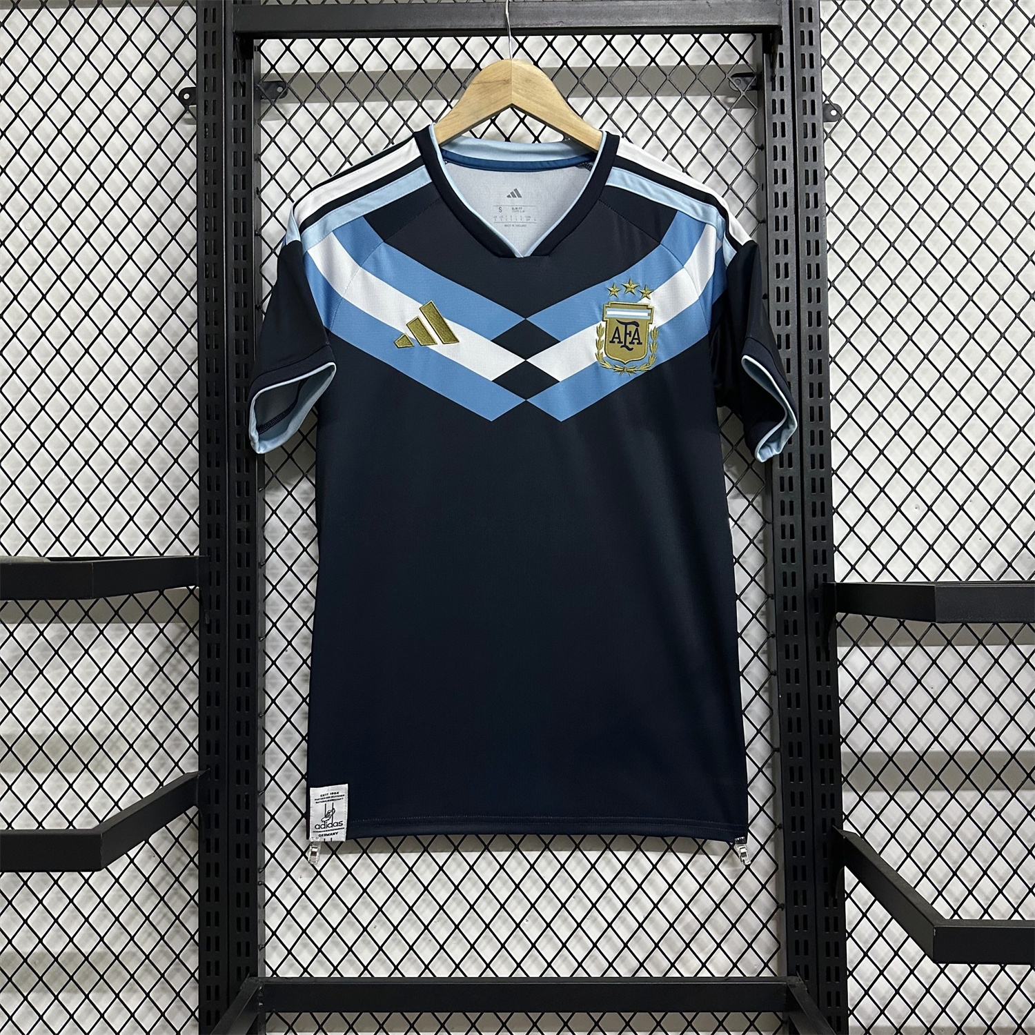 Argentina 2026 Blue Shoulder Stripes Special Jersey - Fans Version - Unitedfutballjersey