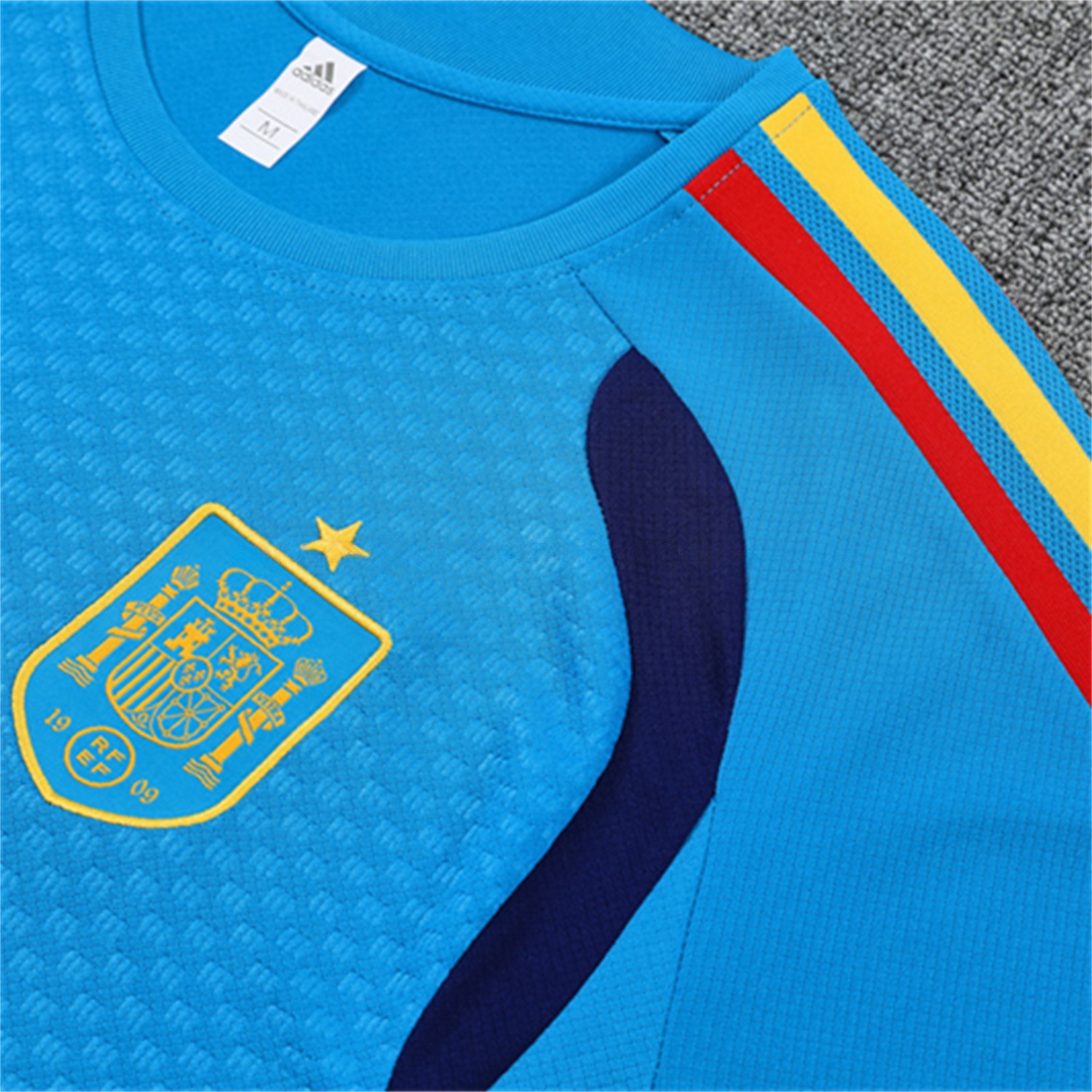 Spain 2026 Kids Short-Sleeve Training Set - Lake Blue Top & Shorts - Unitedfutballjersey