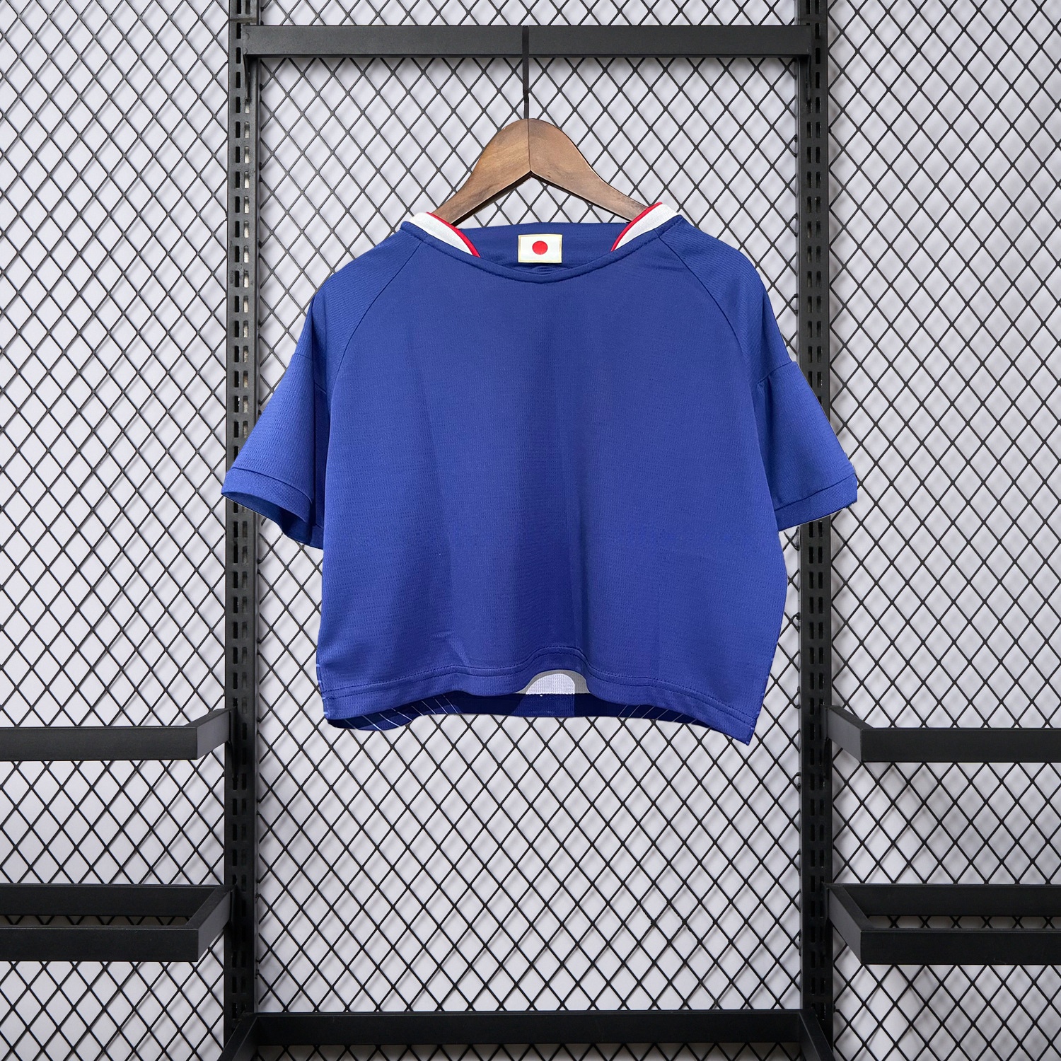 Women's Japan 2026 Home Cropped Jersey - Unitedfutballjersey