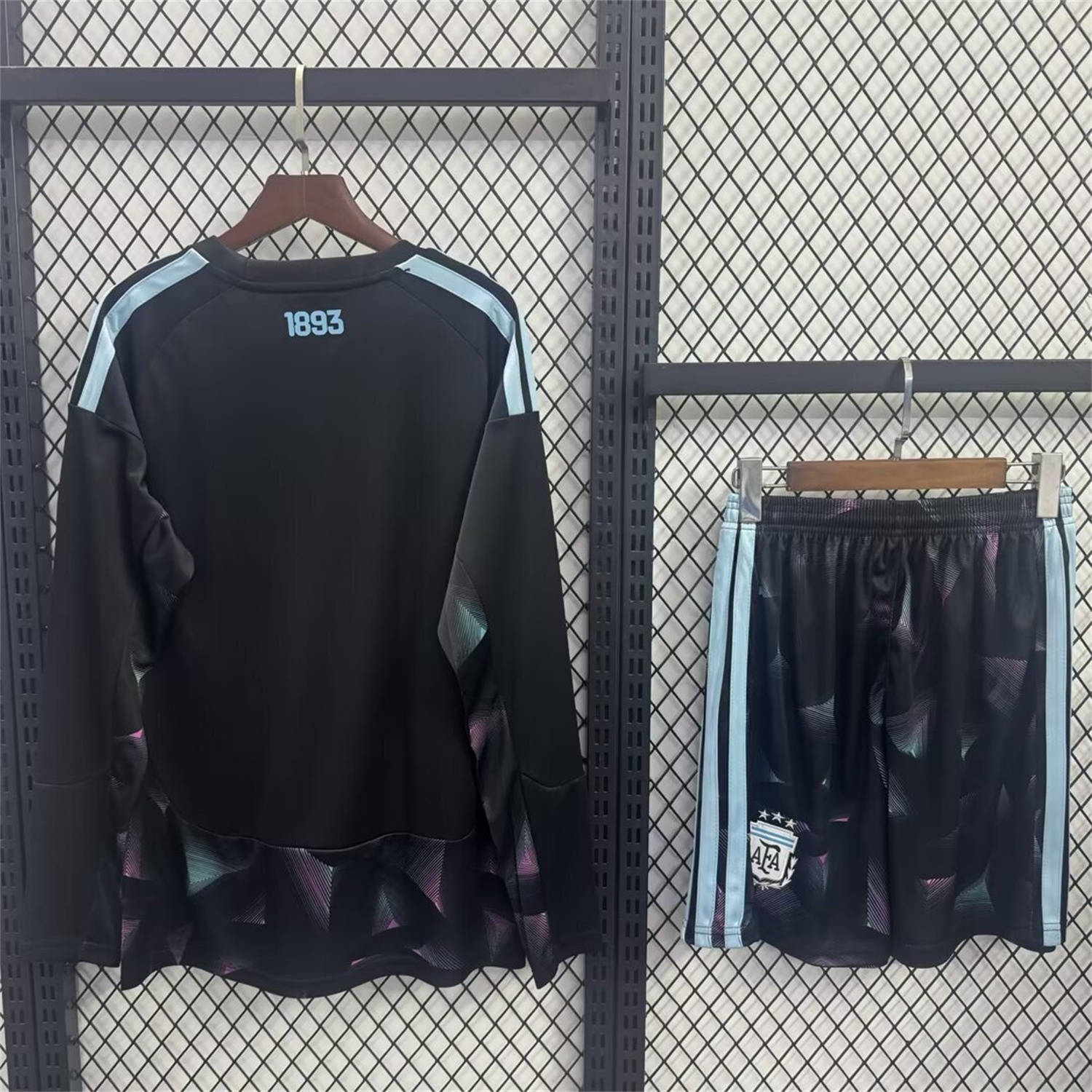 Argentina 2026 Goalkeeper Black Long Sleeves Kids Kit - Unitedfutballjersey