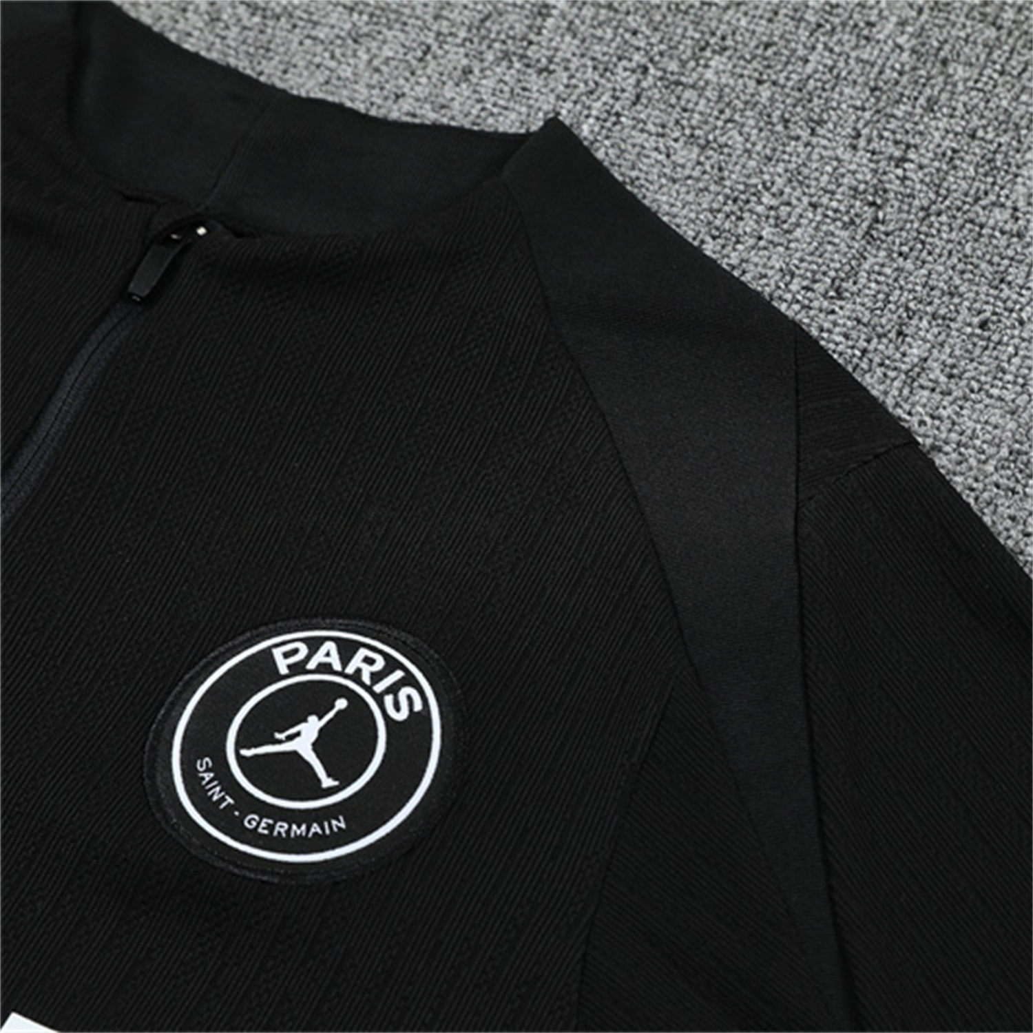 Paris Saint-Germain PSG 25-26 Jordan Kids Long Sleeve Training Set - Pure Black Top & Pants - Unitedfutballjersey