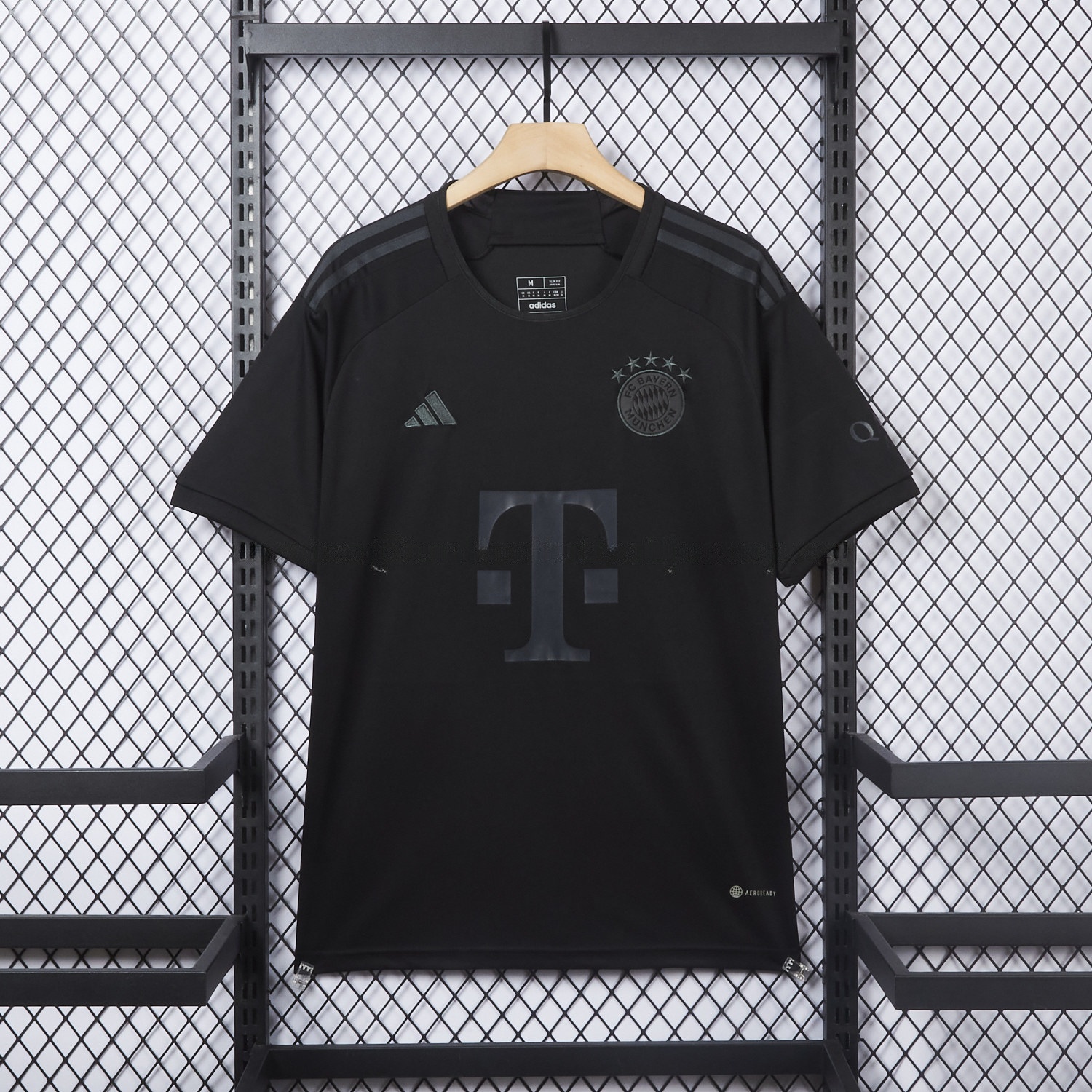 Retro Bayern Munich 2023-24 Black Special Jersey - Unitedfutballjersey