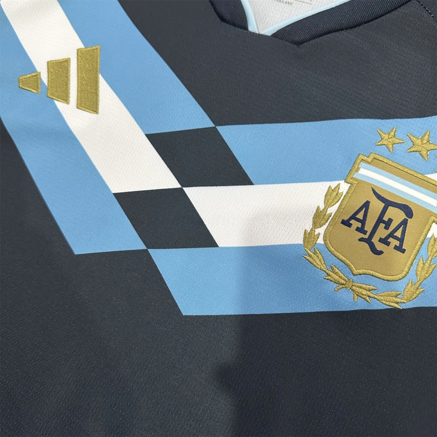 Argentina 2026 Blue Shoulder Stripes Special Jersey - Fans Version - Unitedfutballjersey