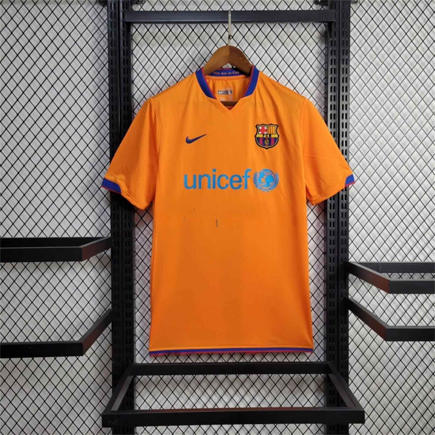 Retro Barcelona 06-07 Away Jersey - Unitedfutballjersey