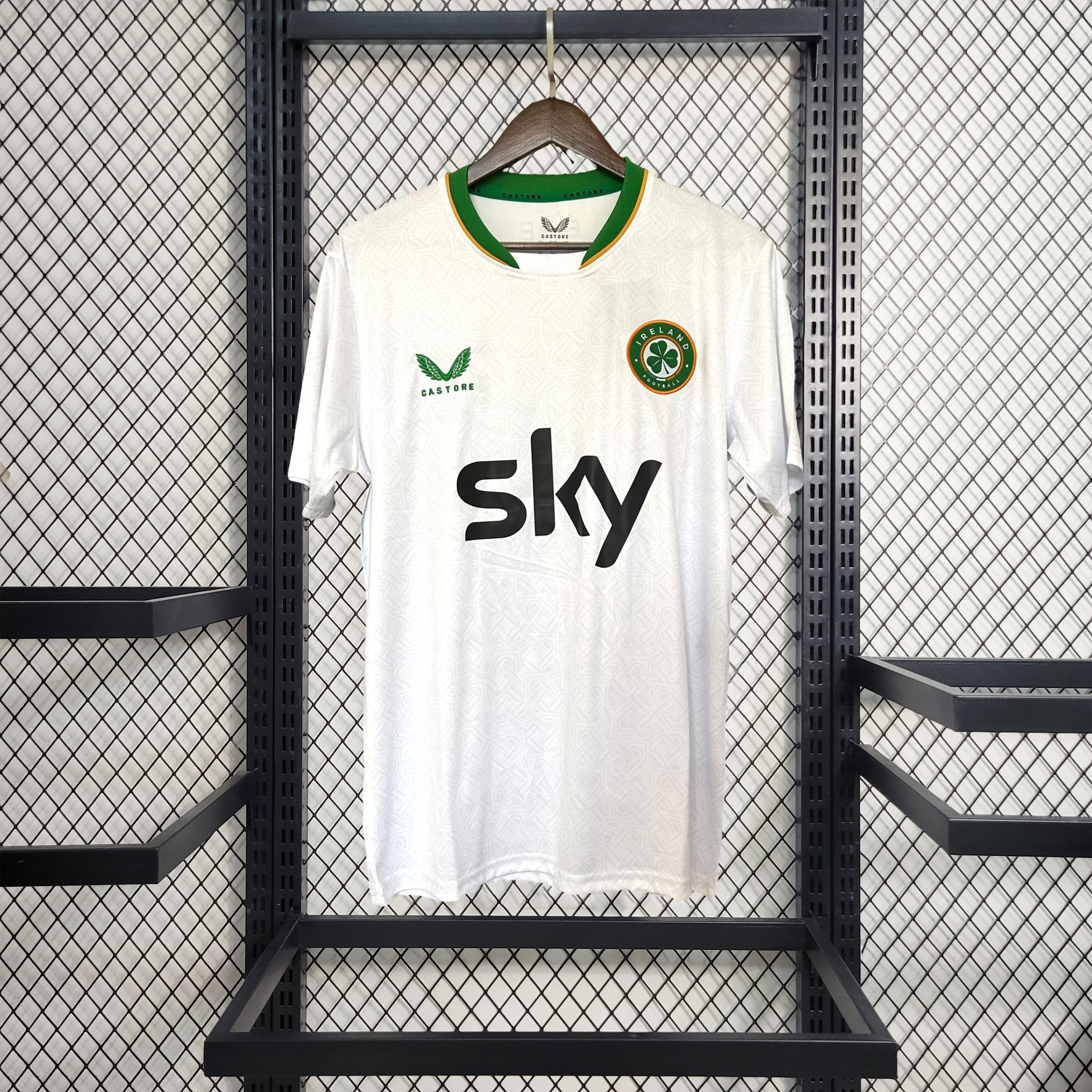 Ireland 2024 Away Jersey - Fans Version (with SKY patch) - Unitedfutballjersey