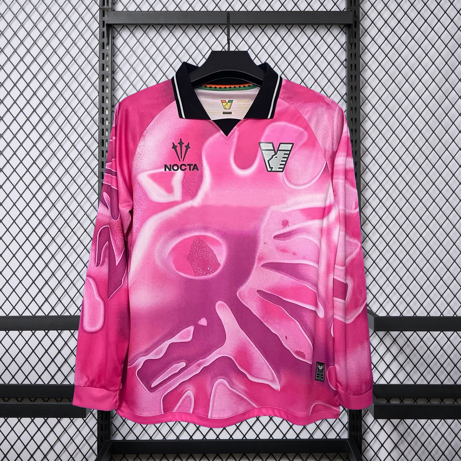 Venezia FC 25-26 Goalkeeper Pink Unsponsored Long Sleeves Jersey - Fans Version - Unitedfutballjersey