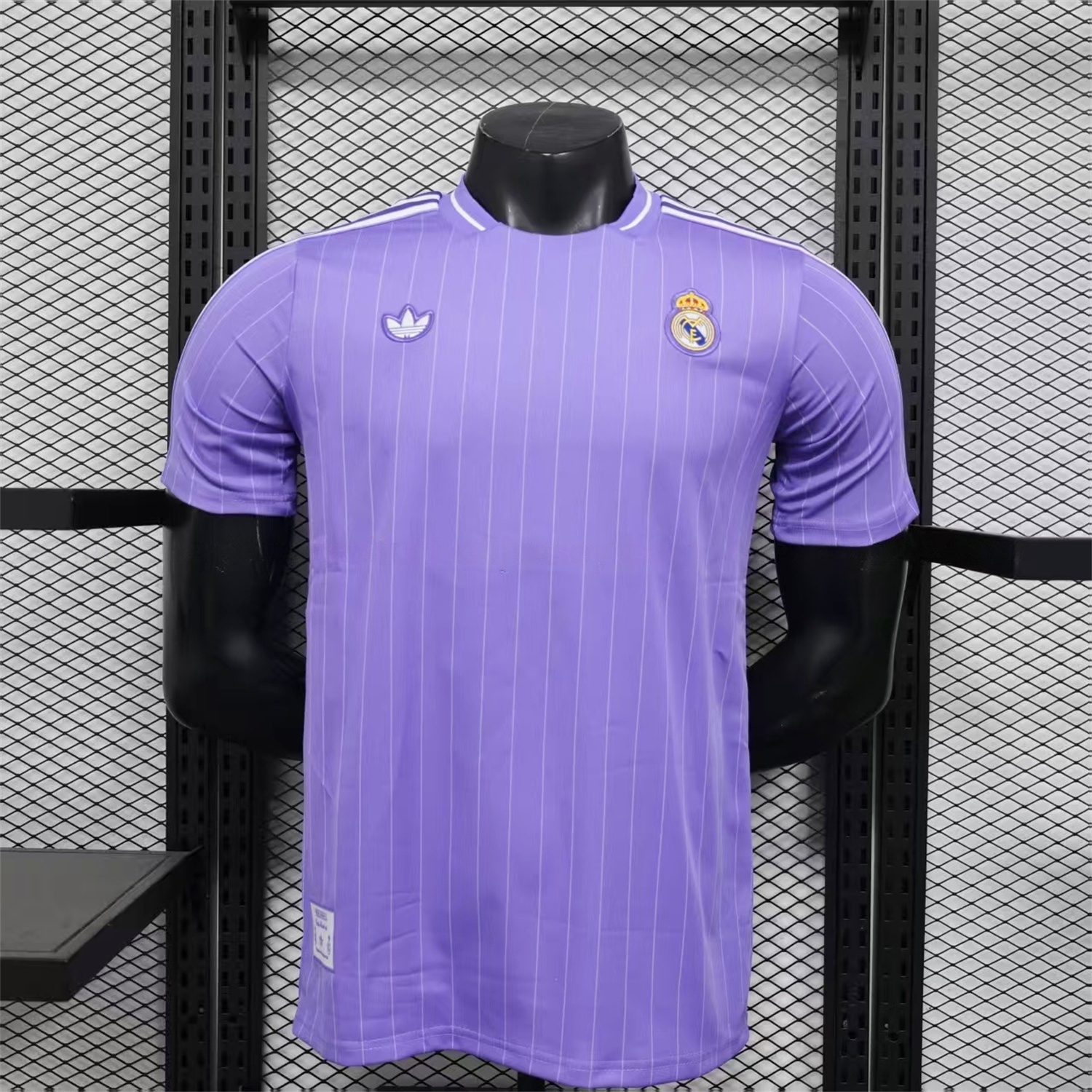Real Madrid 25-26 Icon Range Trefoil Light Purple Travel Jersey - Player Version - Unitedfutballjersey